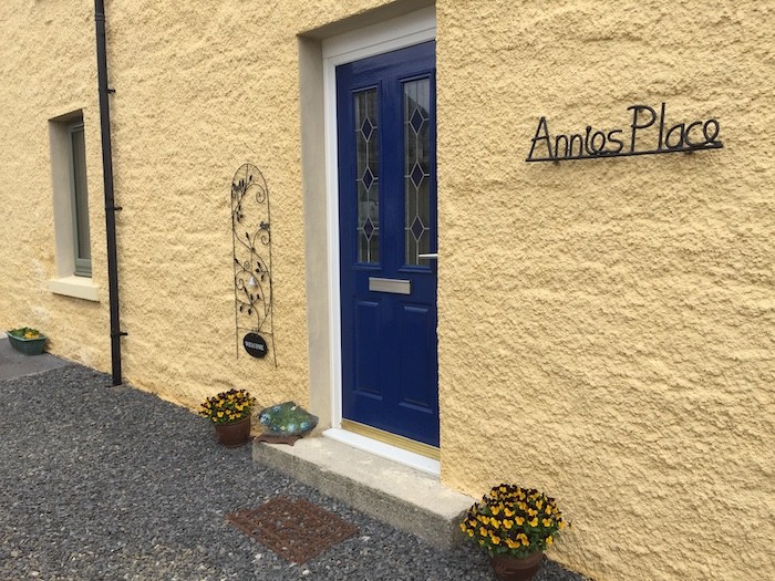 Annies P front door